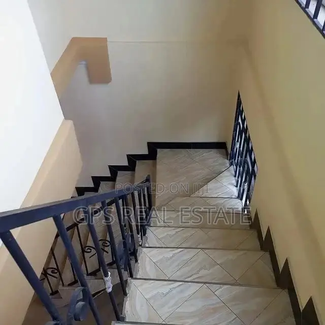 6bdrm House in Maxposh, Njiro for Sale