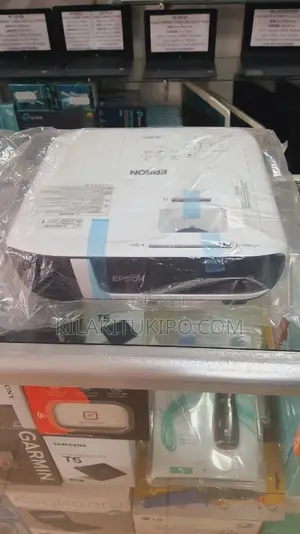 EPSON Projector Fh52