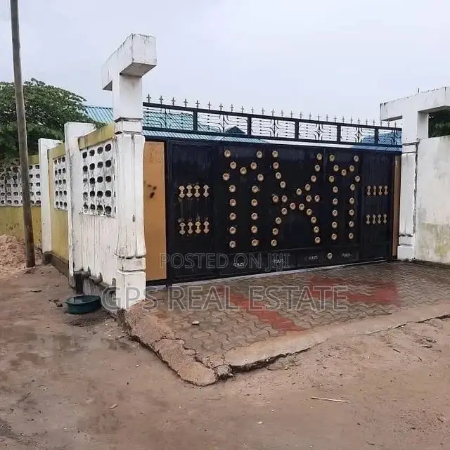 3bdrm House in Maxposh, Kinondoni for Sale