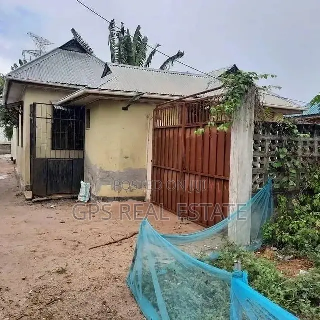3bdrm House in Maxposh, Kinondoni for Sale