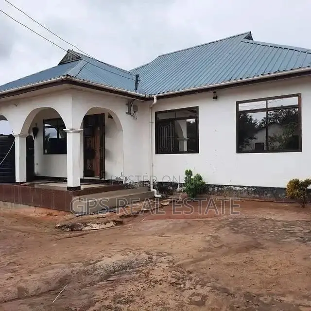 3bdrm House in Maxposh, Kinondoni for Sale