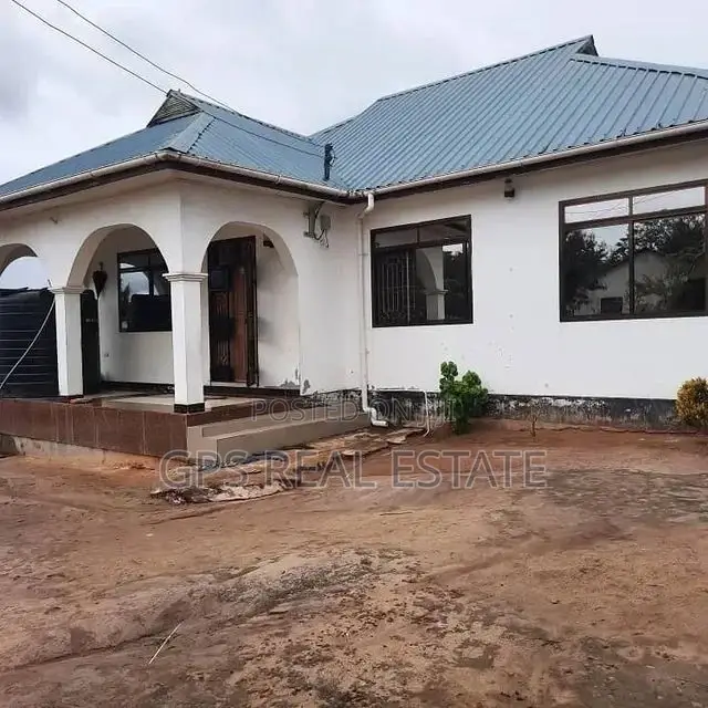 3bdrm House in Maxposh, Kinondoni for Sale