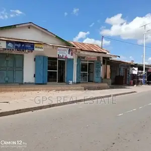 10bdrm House in Maxposh, Kinondoni for Sale