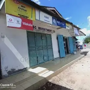 10bdrm House in Maxposh, Kinondoni for Sale