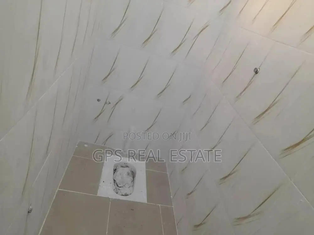 3bdrm House in Maxposh, Temeke for Sale