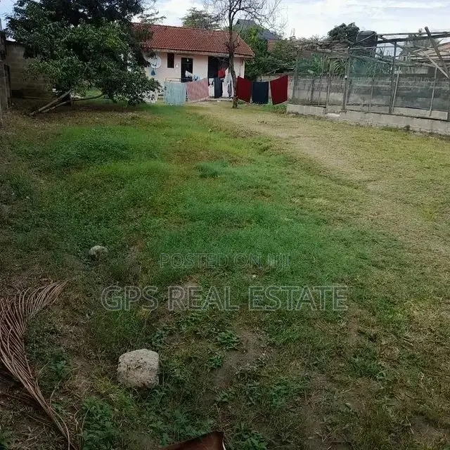 Plot for Sale at Bahari Beach