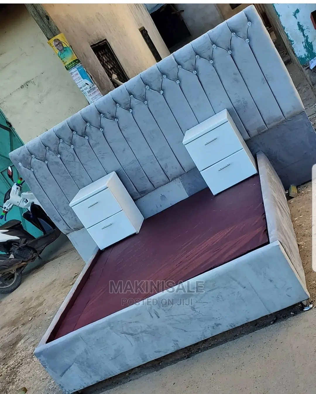 Kitanda Kizuri Sana Simple Cha Sofa