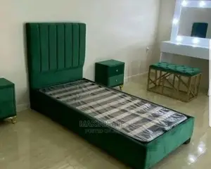 Kitanda Kizuri Sana Simple