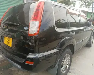 Nissan X-Trail 2002 Black