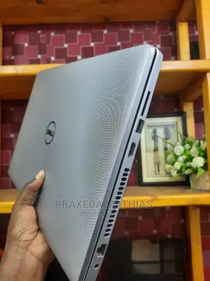 Laptop Dell Inspiron 15 5559 8GB Intel Core I7 HDD 500GB