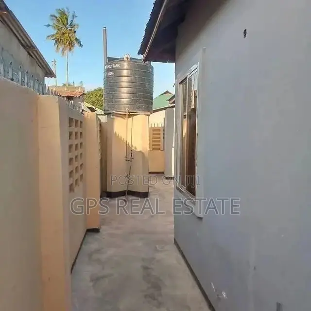 3bdrm House in Maxposh, Ilala for Sale
