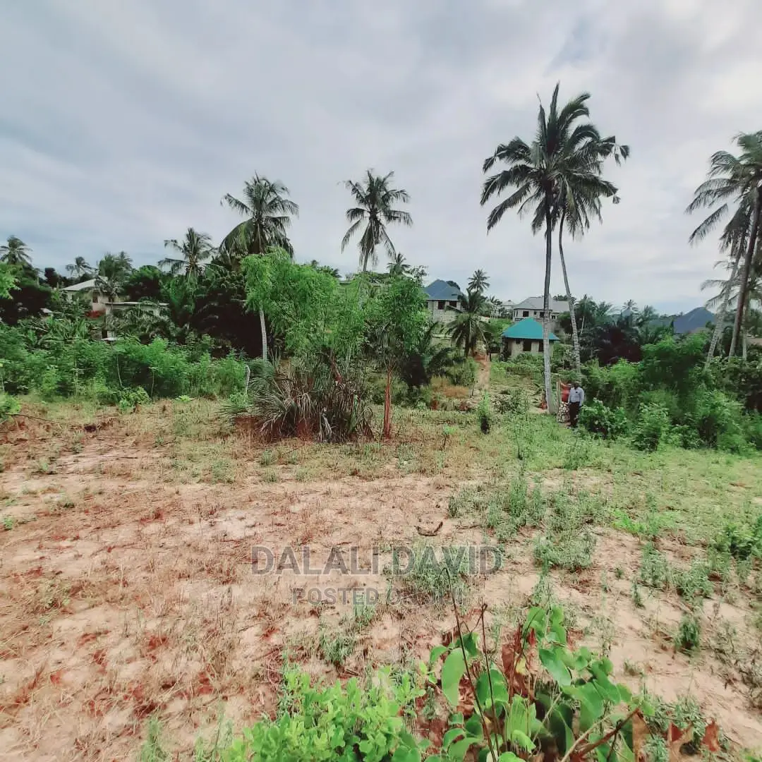 2:5 Hactres 4sale at Kawe Beach