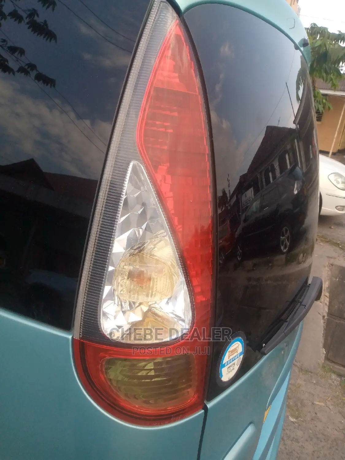 Toyota Fun Cargo 2009 Green