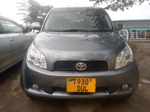 Toyota Rush 1.5 AWD 2010 Gray