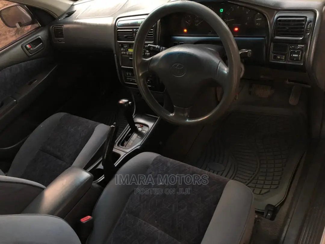Toyota Carina 2001 Silver