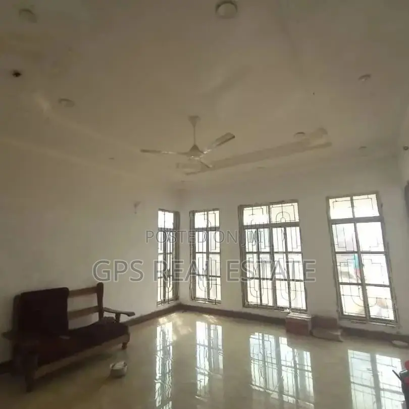 5bdrm House in Maxposh, Kigamboni for Sale