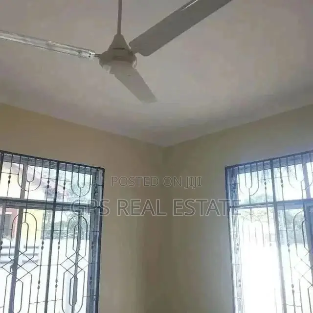 4bdrm House in Maxposh, Kinondoni for Sale