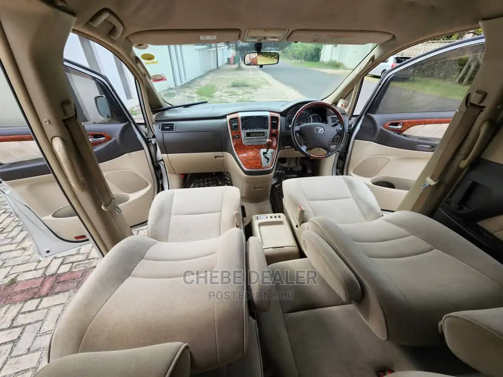 Toyota Alphard 2003 Silver