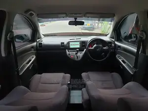 Toyota Wish 2005 White
