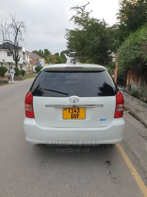 Toyota Wish 2005 White