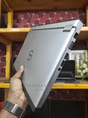 Laptop Dell Vostro 3300 4GB Intel Core I5 HDD 500GB