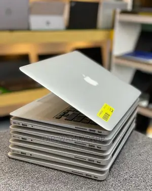 New Laptop Apple MacBook Air 2014 4GB Intel Core I5 SSD 256GB