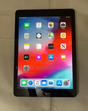 Apple iPad Air 16 GB Black