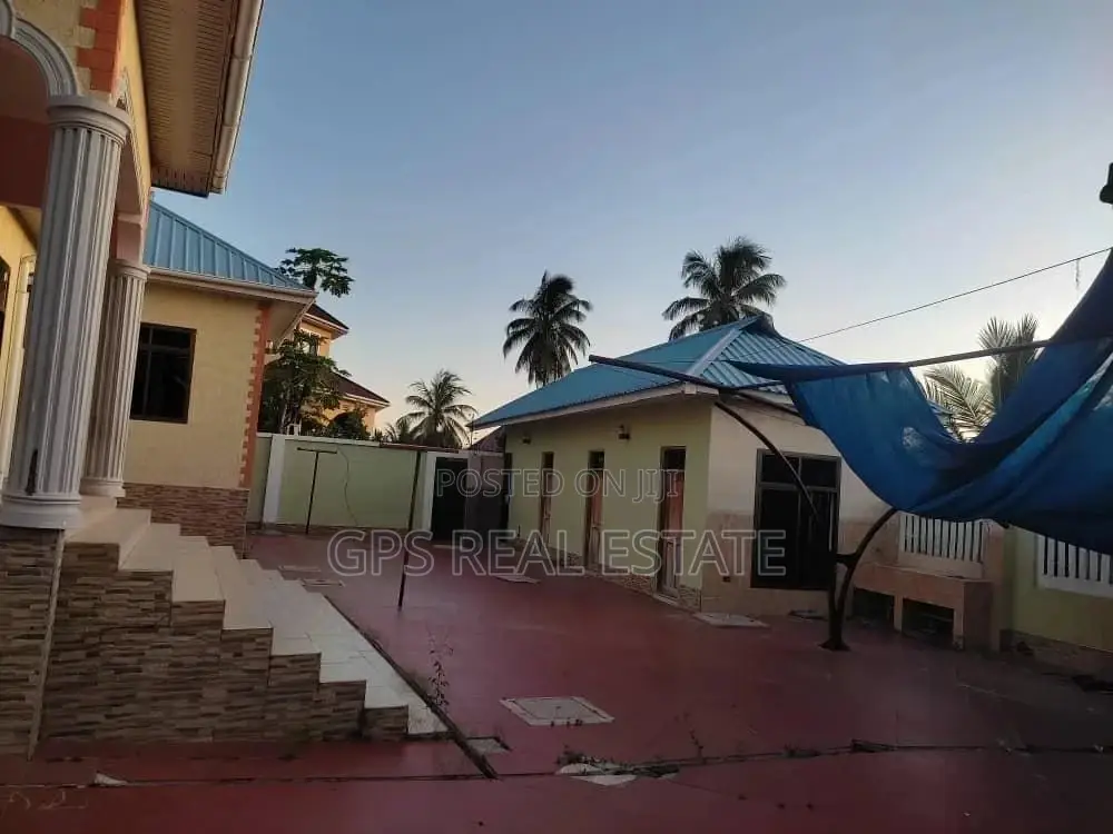3bdrm House in Maxposh, Kigamboni for Sale