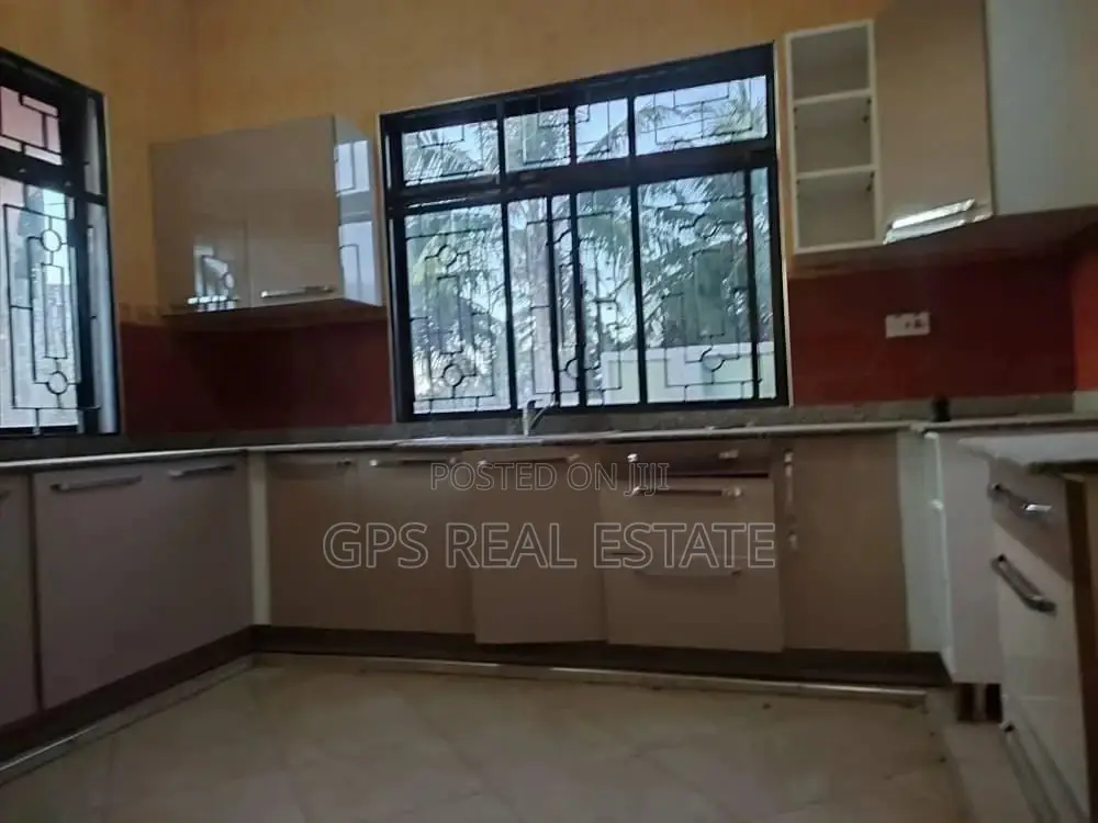 3bdrm House in Maxposh, Kigamboni for Sale