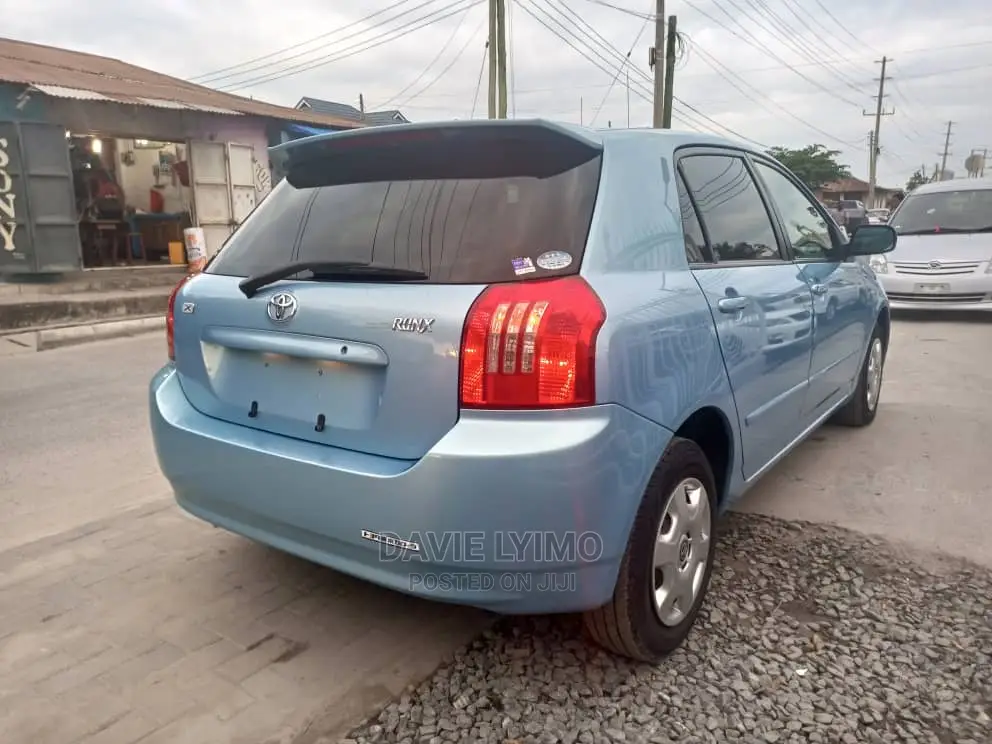 Toyota Corolla RunX 2004 Blue