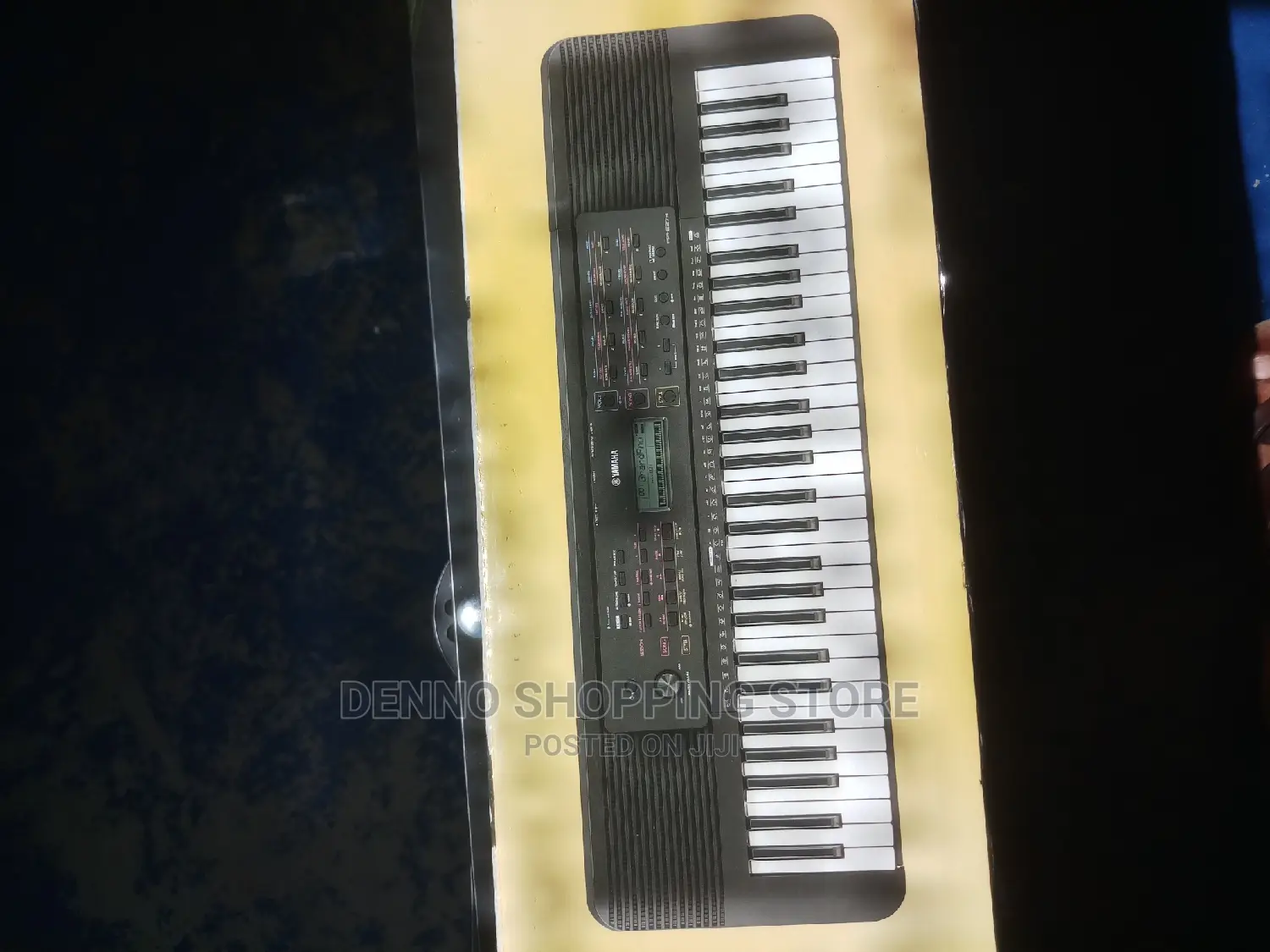 Yamaha PSR 273