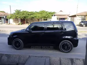 Toyota Corolla Rumion Hatchback 1.5 FWD 2010 Black