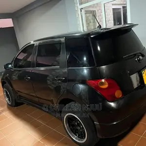 Toyota IST 2004 Black