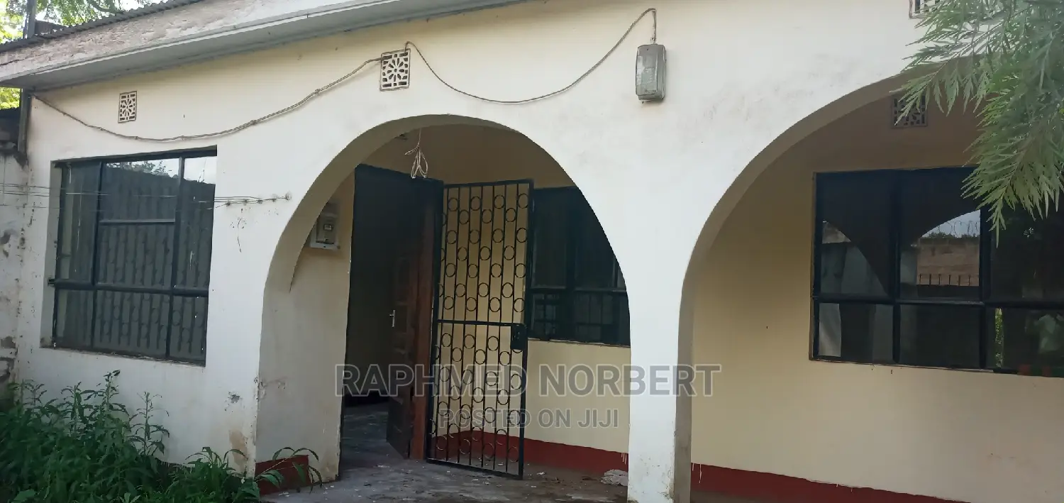 3bdrm House in Tanzania Realestates, Arusha for Sale