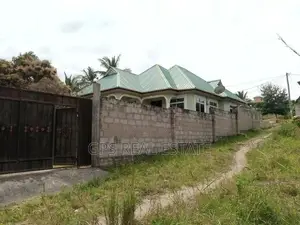 3bdrm House in Kinondoni for Sale