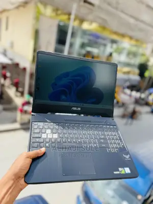 New Laptop Asus TUF Gaming FX504 16GB Intel Core I7 SSHD (Hybrid) 1T