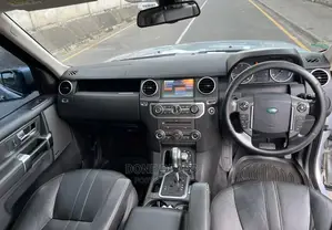 Land Rover Discovery 2011 Silver