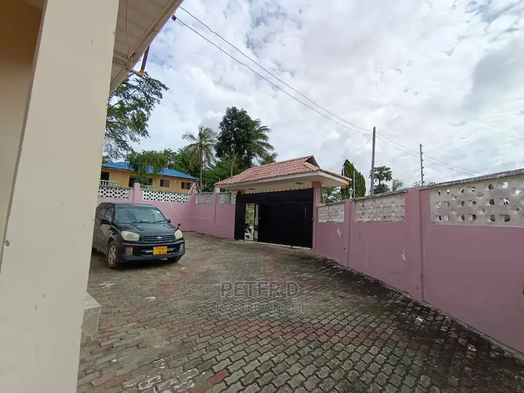 3bdrm House in Kimara for Rent