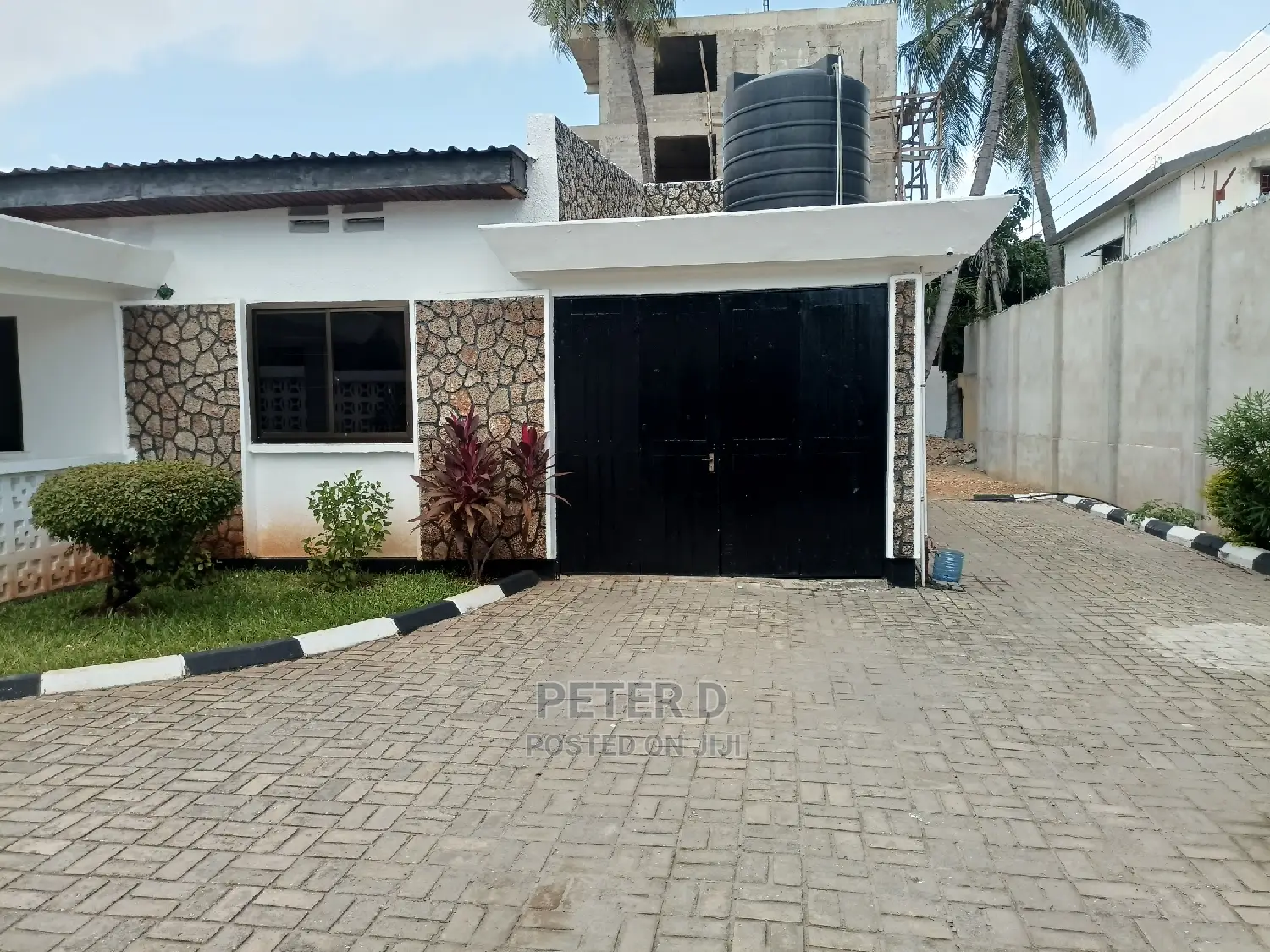 3bdrm House in Mikocheni for rent