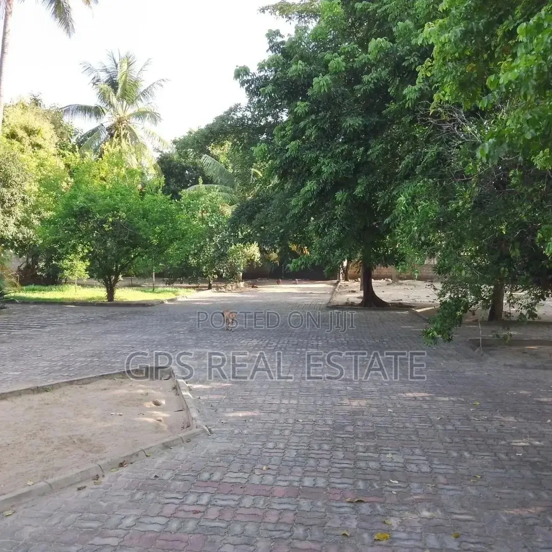 4bdrm House in Kisota, Kigamboni for Sale