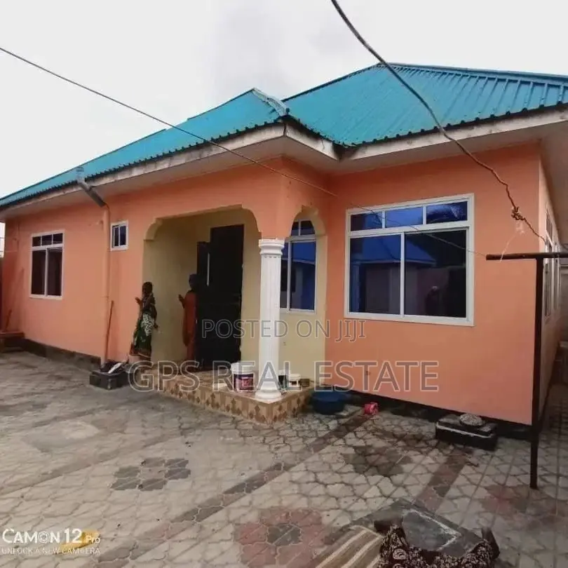3bdrm House in Vikindu, Kigamboni for Sale