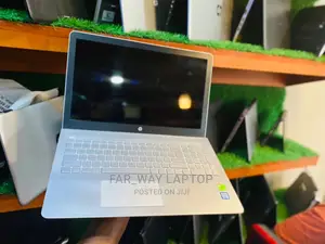 Laptop HP Pavilion 15-Cs3063cl 8GB Intel Core I7 HDD 1T