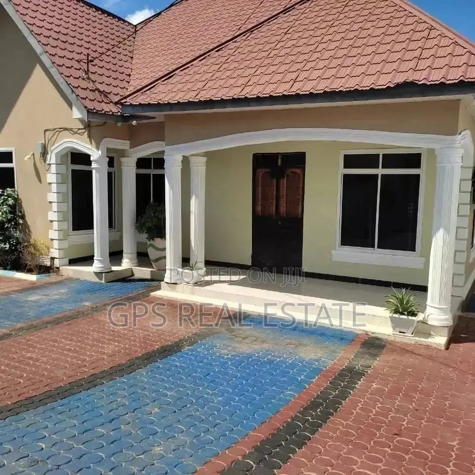 3bdrm House in Kibada, Kigamboni for Sale