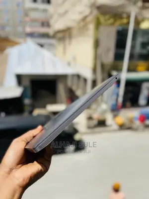 Laptop Apple MacBook Pro 2020 8GB Intel Core I5 SSD 256GB