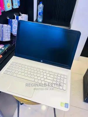 New Laptop HP Envy 15 8GB Intel Core I5 1T