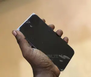 Apple iPhone 11 64 GB Purple