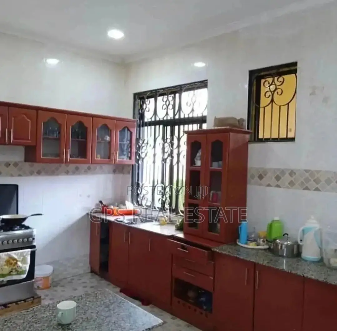 3bdrm House in Tegeta Mivumoni, Kinondoni for Sale