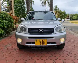 Toyota RAV4 1.8 2005 Silver