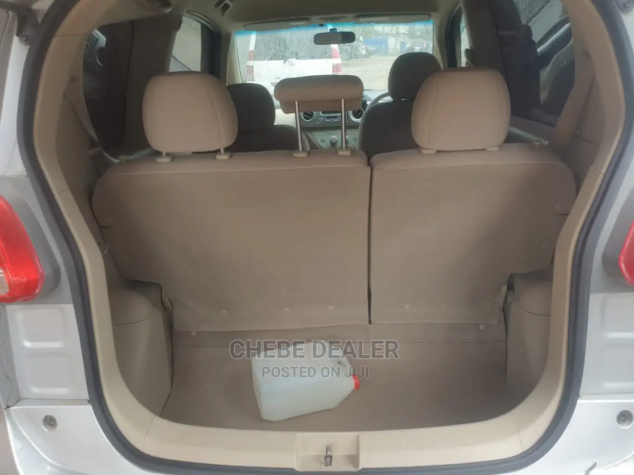 Toyota Porte 2005 Silver