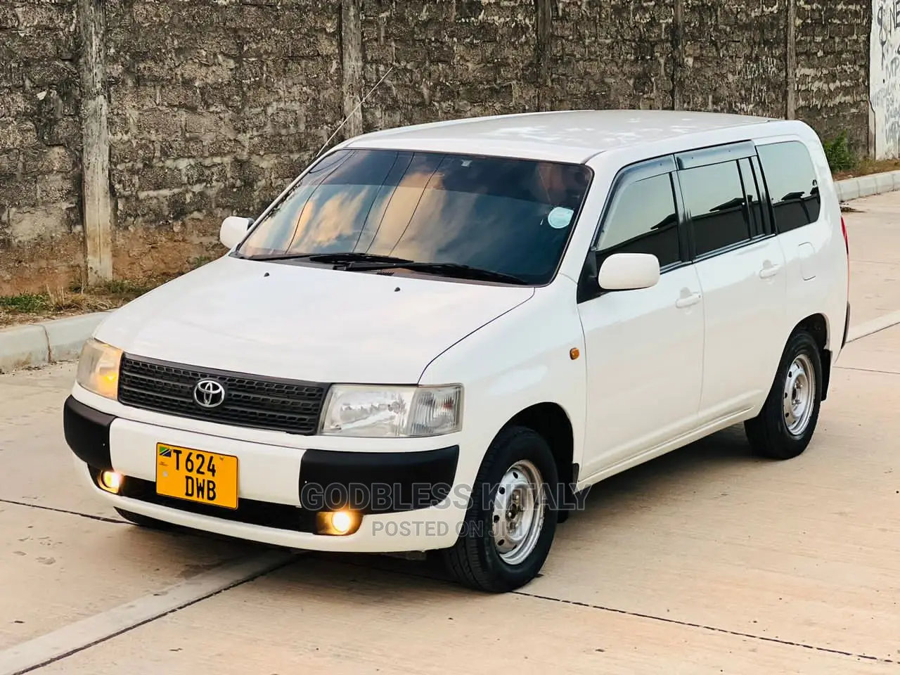 Toyota Probox 2011 White